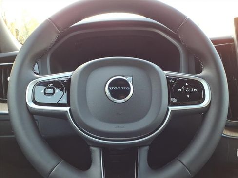 New 2026 Volvo XC60 B5 Plus w/ Protection Package Premier image 22