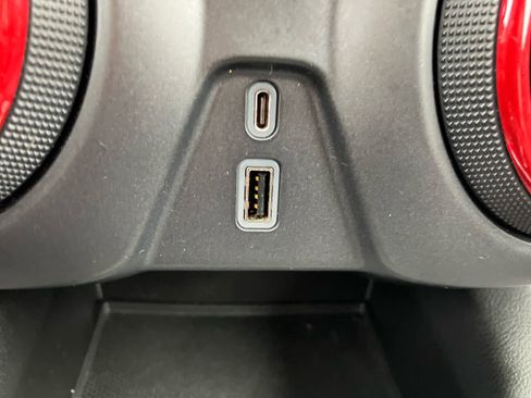 Used 2019 Chevrolet Blazer RS w/ Sun and Wheels Package image 28