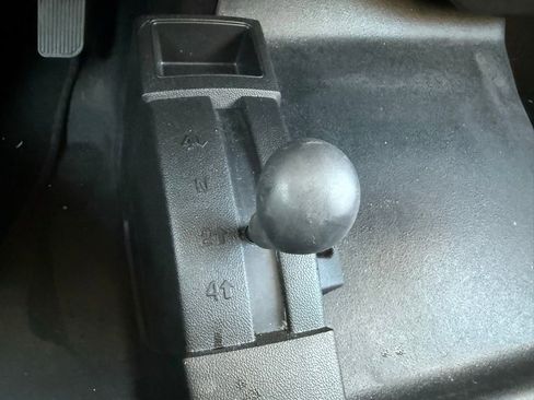 Used 2019 Chevrolet Silverado 1500 Custom image 12