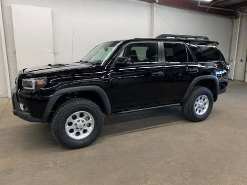 Used 2011 Toyota 4Runner Trail image 1