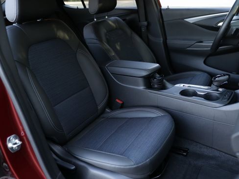 Used 2024 Buick Envista Preferred w/ Convenience I Package image 27