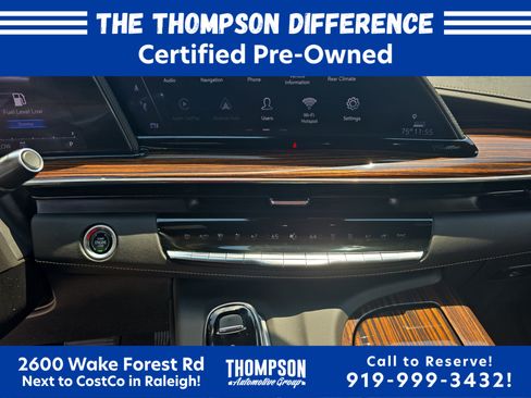 Certified 2023 Cadillac Escalade Premium Luxury AWD/4WD image 21