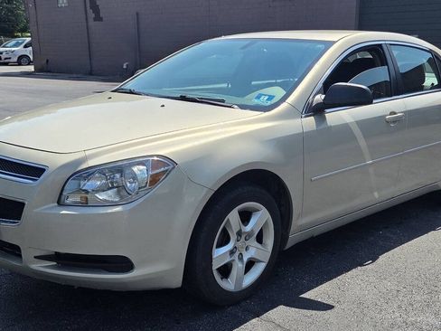 Used 2012 Chevrolet Malibu LS w/ LS Uplevel Package FWD image 1