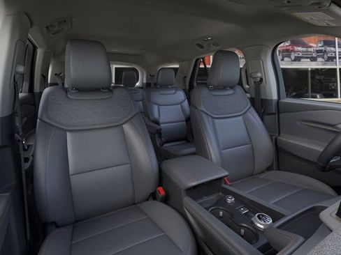 New 2026 Ford Explorer Active w/ Active Comfort Package AWD/4WD image 10