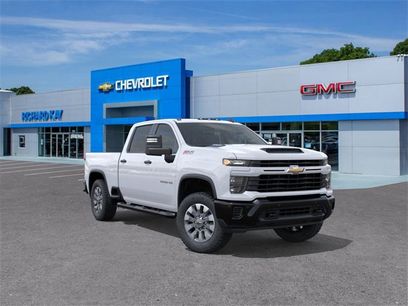 Used 2025 Chevrolet Silverado 2500 Custom w/ Custom Value Package