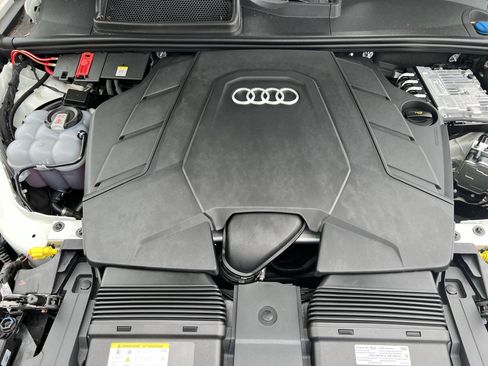 Certified 2025 Audi Q7 3.0T Premium Plus w/ Premium Plus Package AWD/4WD image 36