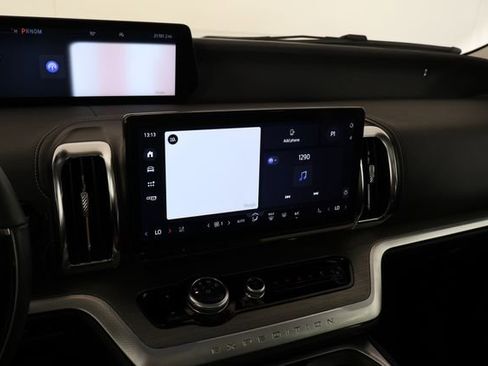 Used 2025 Ford Expedition Max Platinum AWD/4WD image 27