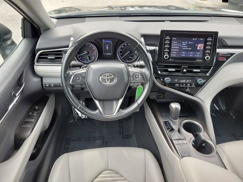 Used 2023 Toyota Camry SE FWD image 15
