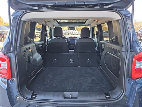 Used 2023 Jeep Renegade Trailhawk w/ Sun/Sound Group image 91