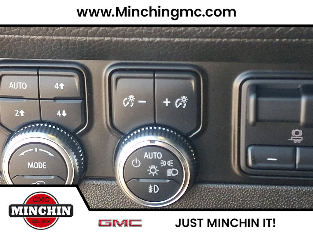 Used 2022 GMC Yukon XL Denali w/ Denali Premium Package AWD/4WD image 26