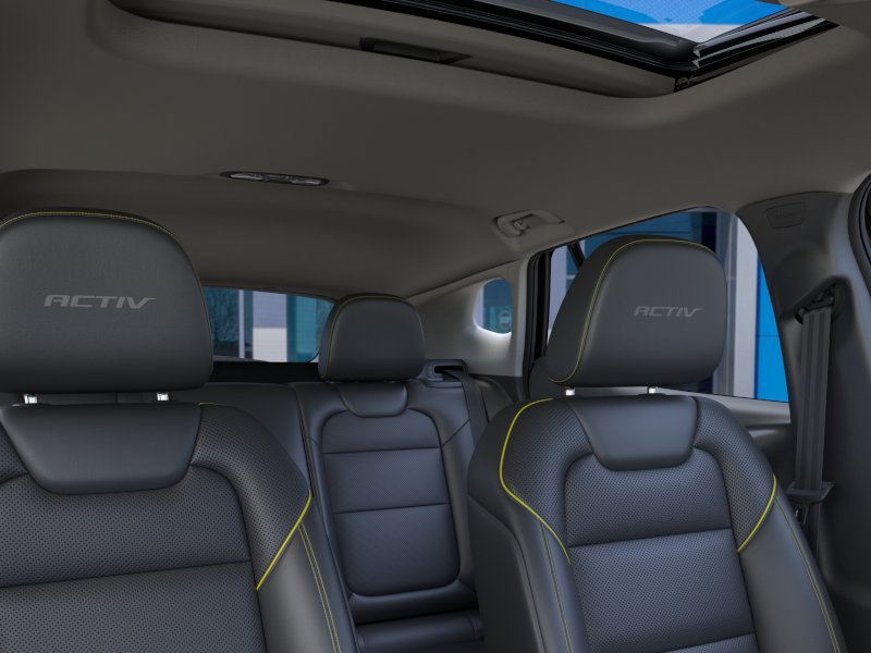 Used 2026 Chevrolet Trax ACTIV w/ Sunroof Package FWD image 61