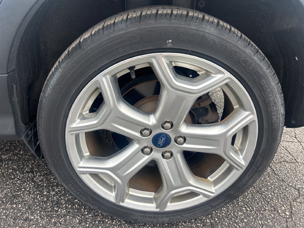 Used 2019 Ford Escape Titanium FWD image 32