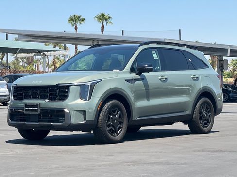 Certified 2024 Kia Sorento SX Prestige w/ Sage Leather Package image 7
