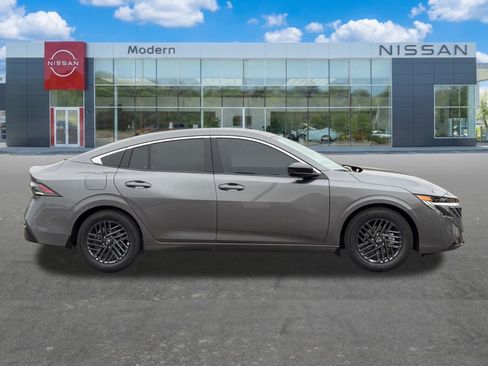 New 2026 Nissan Sentra SV w/ SV Convenience Package FWD image 6