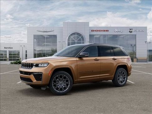 New 2026 Jeep Grand Cherokee Summit w/ Obsidian Package AWD/4WD image 2
