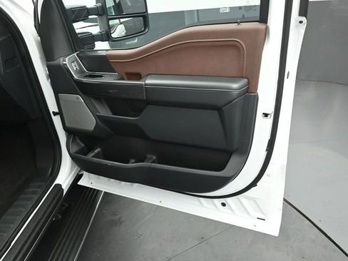 Certified 2023 Ford F150 Lariat w/ Equipment Group 502A High image 33