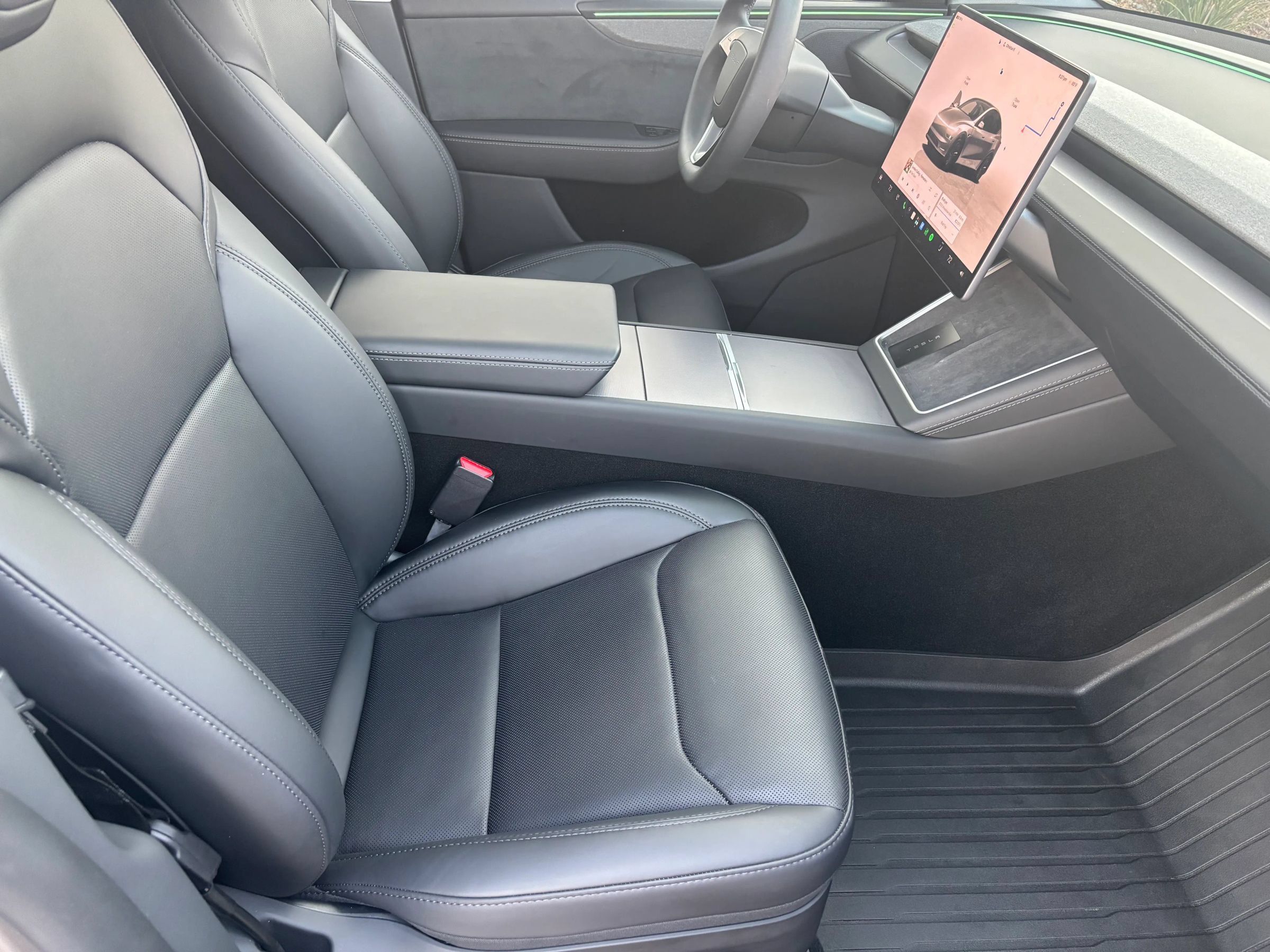 Used 2026 Tesla Model Y AWD image 14