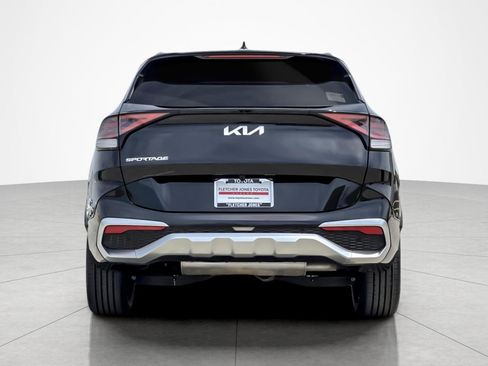 Used 2023 Kia Sportage SX image 4