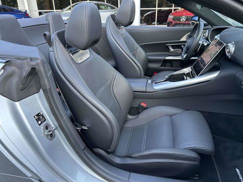 Certified 2022 Mercedes-Benz SL 55 AMG 4MATIC image 52