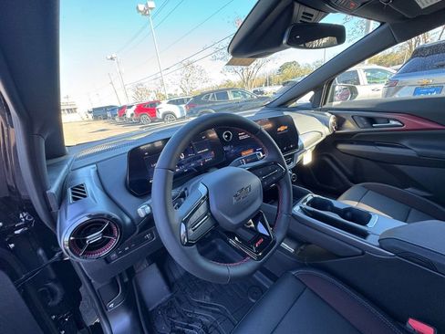 New 2026 Chevrolet Equinox EV RS image 12