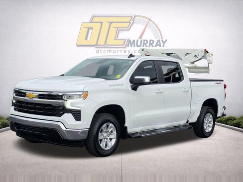 Used 2023 Chevrolet Silverado 1500 LT w/ Protection Package AWD/4WD image 2