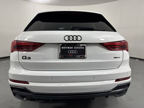 Used 2022 Audi Q3 2.0T Premium Plus w/ Premium Plus Package AWD/4WD image 37