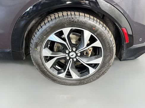 Used 2022 Ford Mustang Mach-E Premium image 37