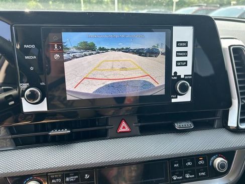 Certified 2024 Kia Sportage LX image 27