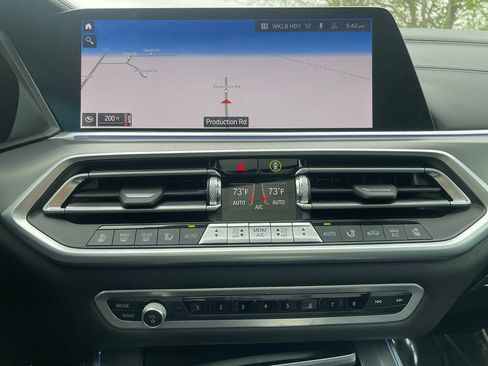 Used 2020 BMW X5 xDrive40i w/ M Sport Package AWD/4WD image 16