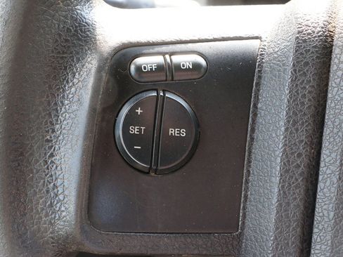 Used 2008 Ford F350 4x4 Regular Cab DRW Super Duty image 17