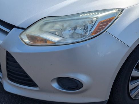 Used 2012 Ford Focus S FWD image 12