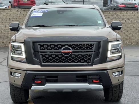 Used 2022 Nissan Titan PRO-4X w/ Pro-4x Convenience Package AWD/4WD image 43