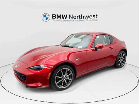 Used 2017 MAZDA MX-5 Miata RF Grand Touring image 1