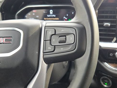 Used 2025 GMC Sierra 1500 SLT image 30