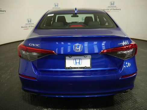 Used 2023 Honda Civic Sport image 10