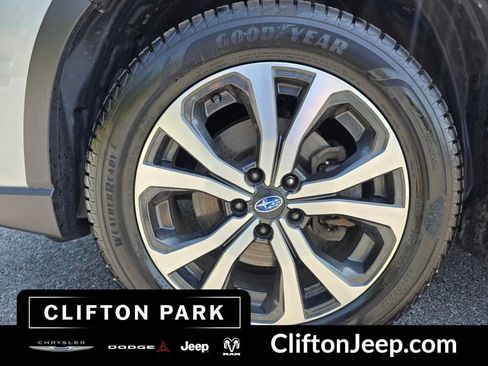Used 2020 Subaru Forester Limited AWD/4WD image 30