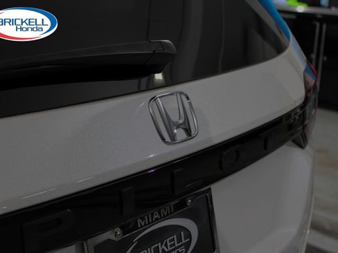 Used 2025 Honda Pilot EX-L image 14