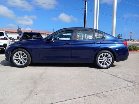 Used 2016 BMW 320i Sedan image 6