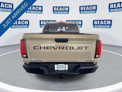 Used 2024 Chevrolet Colorado ZR2 w/ ZR2 Convenience Package III image 6