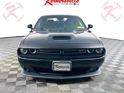 Used 2022 Dodge Challenger GT image 2