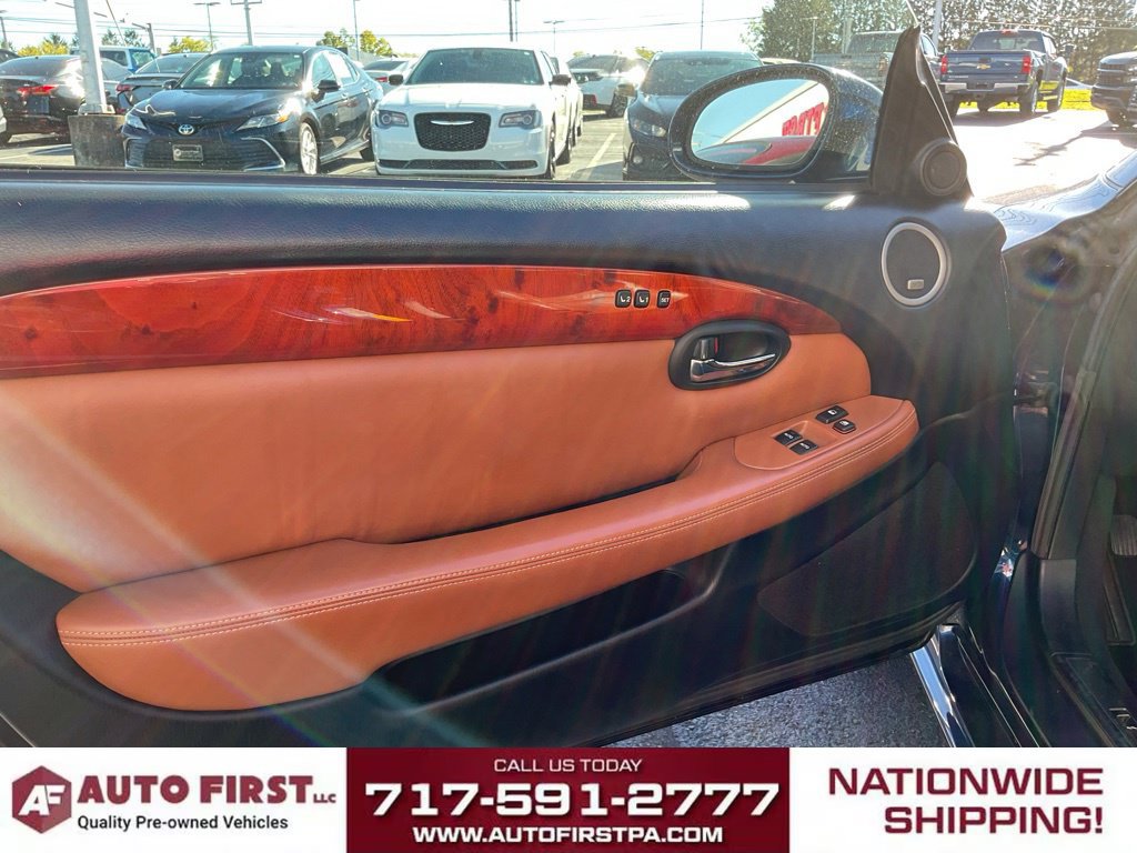Used 2002 Lexus SC 430 Convertible RWD image 6