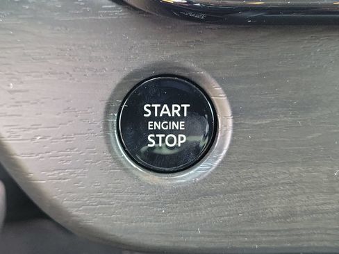 Used 2025 Nissan Murano SL AWD/4WD image 29