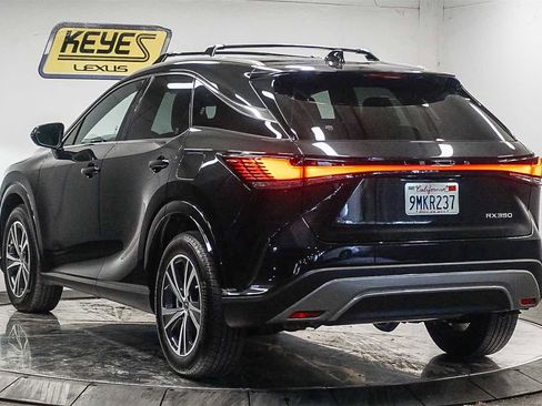 Used 2024 Lexus RX 350 Premium image 2