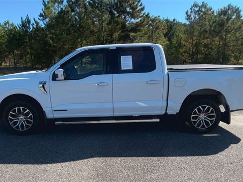 Used 2022 Ford F150 Lariat image 6