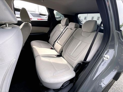 Used 2025 Hyundai Tucson SEL FWD image 25