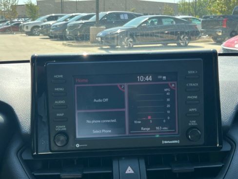 Used 2022 Toyota RAV4 LE FWD image 28