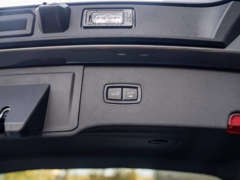 New 2026 Porsche Cayenne S AWD/4WD image 31