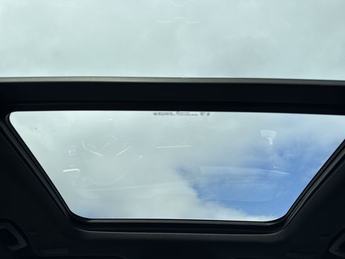 New 2026 Buick Enclave Sport Touring w/ Power Package image 27