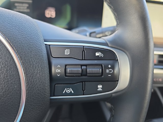 Used 2025 Kia K5 GT-Line AWD/4WD image 20