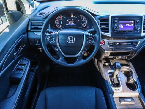 Used 2019 Honda Ridgeline RT image 23